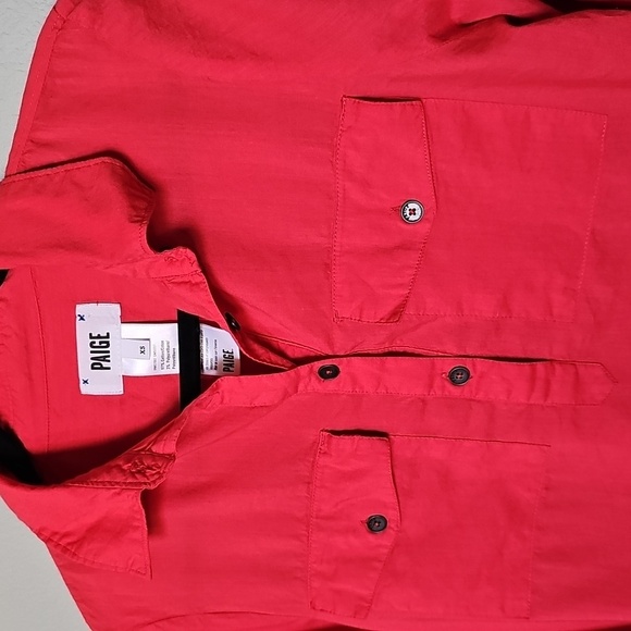 Paige XS Casual Tab Sleeve Quarter Button Detail Vibrant Collared Blouse Top - Picture 3 of 6